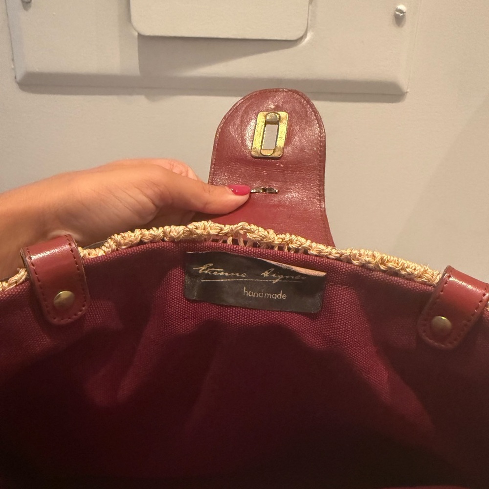 Vintage handmade Red and Tan Woven Handbag - Picture 3 of 3